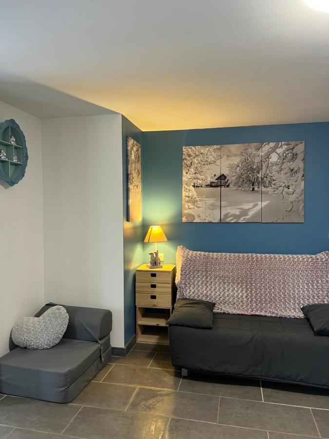 Tres Bel Appartement Bleu Montclar  Exterior photo